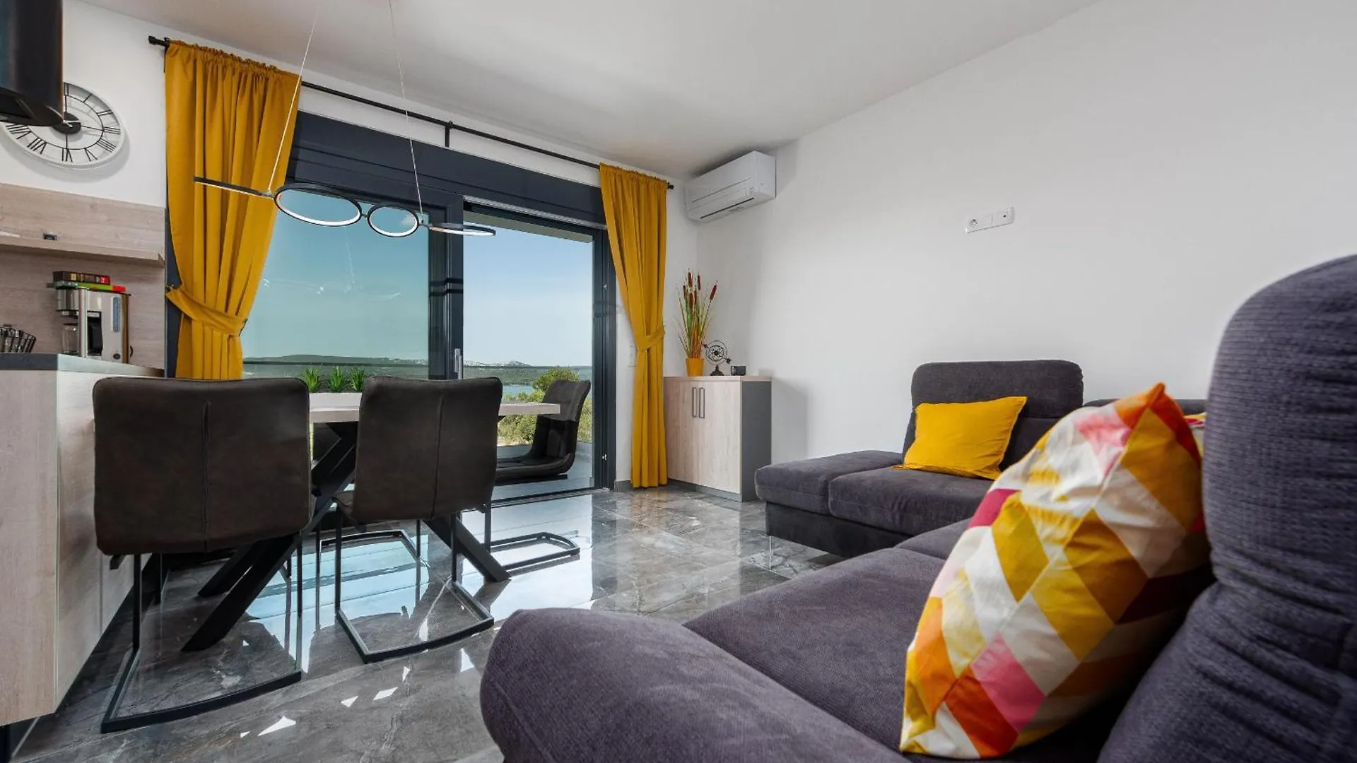 Villa Blue Sky 1 Zadarvillas Turanj